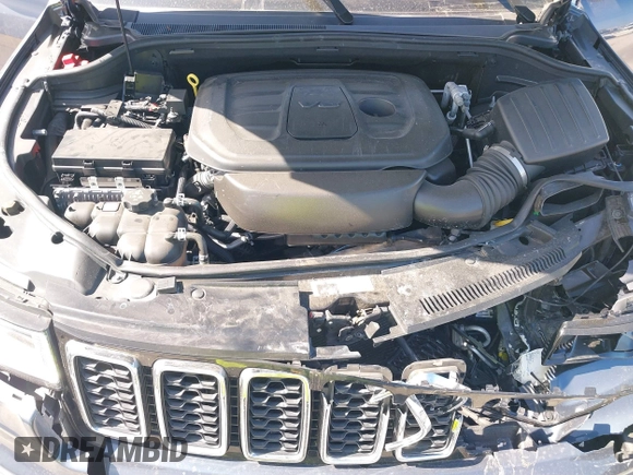 2019 Jeep Grand Cherokee Limited with VIN 1C4RJFBG9KC704345, listed as a IAAI auction lot 38824702 with Not provided miles and . Bid and sale history available at DreamBid. Image 10.