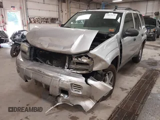 2005 Chevrolet TrailBlazer LT with VIN 1GNDT13S252171914, listed as a IAAI auction lot 39875176 with 112,862 mi miles and . Bid and sale history available at DreamBid. Image 6.