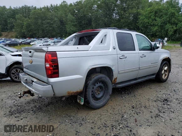 2013 Chevrolet Avalanche LT with VIN 3GNTKFE74DG336954, listed as a Copart auction lot 63599945 with 187,964 mi miles and Clean title. Bid and sale history available at DreamBid. Image 3.
