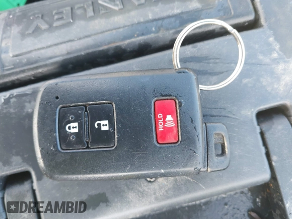 2020 Toyota Tacoma SR5 z VIN 5TFCZ5AN9LX216032, wystawiony jako IAAI lot #41448197 z przebiegiem 128 581 mil mil oraz . Historia ofert i sprzedaży dostępna na DreamBid. Obrazek 11.