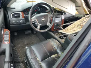 2012 Chevrolet Suburban LT z VIN 1GNSKJE75CR298695, wystawiony jako Copart lot #58052645 z przebiegiem 154 391 mil mil oraz Szkoda całkowita • Salvage title. Historia ofert i sprzedaży dostępna na DreamBid. Obrazek 8.