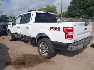 2019 Ford F-150 XL z VIN 1FTEW1E50KKE04180, wystawiony jako IAAI lot #42421022 z przebiegiem 73 912 mil mil oraz . Historia ofert i sprzedaży dostępna na DreamBid. Obrazek 3.