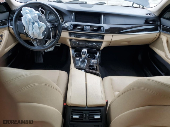 2016 BMW 5 Series 535i xDrive with VIN WBA5B3C58GG255762, listed as a Copart auction lot 86494244 with 72,204 mi miles and Salvage Title. Bid and sale history available at carsss.com. Image 8.