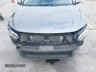 2024 Volkswagen Jetta S z VIN 3VW5M7BUXRM043609, wystawiony jako IAAI lot #42801058 z przebiegiem 26 943 mil mil oraz . Historia ofert i sprzedaży dostępna na DreamBid. Obrazek 6.
