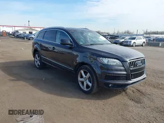 2014 Audi Q7 3.0T S line Prestige with VIN WA1DGAFEXED002838, listed as a IAAI auction lot 41666474 with 102,096 mi miles. Bid and sale history available at carsss.com. Image 1.