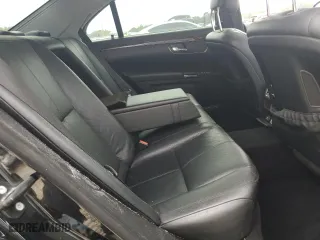 2008 Mercedes-Benz S-Class 5.5L V8 with VIN WDDNG86X58A218807, listed as a Copart auction lot 70615064 with 210,563 mi miles and Salvage Title. Bid and sale history available at carsss.com. Image 10.