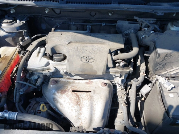 2014 Toyota RAV4 XLE with VIN 2T3RFREV2EW143193, listed as a IAAI auction lot 41892552 with 185,433 mi miles. Bid and sale history available at carsss.com. Image 10.
