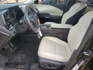 2024 Lexus RX 350h z VIN 2T2BBMCA7RC043862, wystawiony jako Copart lot #59543065 z przebiegiem 14 046 mil mil oraz Szkoda całkowita • Salvage title. Historia ofert i sprzedaży dostępna na DreamBid. Obrazek 7.
