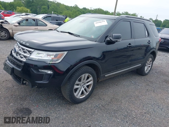 2018 Ford Explorer XLT z VIN 1FM5K8D81JGB94119, wystawiony jako IAAI lot #42346378 z przebiegiem 151 511 mil mil oraz . Historia ofert i sprzedaży dostępna na DreamBid. Obrazek 18.