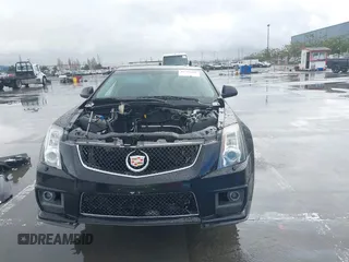2013 Cadillac CTS-V z VIN 1G6DV5EP0D0102168, wystawiony jako IAAI lot #41791601 z przebiegiem Nie podano mil oraz . Historia ofert i sprzedaży dostępna na DreamBid. Obrazek 6.