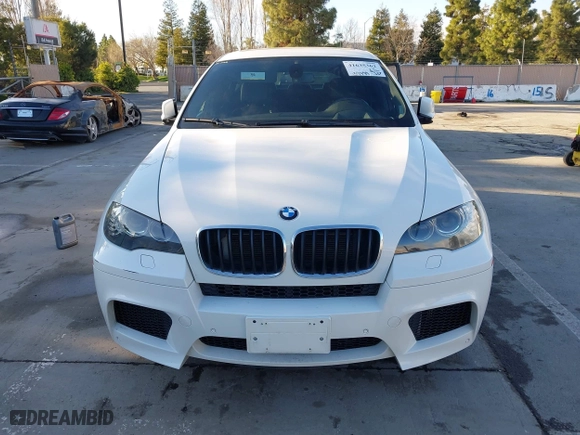 2012 BMW X6 M with VIN 5YMGZ0C59CLK14913, listed as a IAAI auction lot 41635362 with 137,979 mi miles. Bid and sale history available at carsss.com. Image 12.