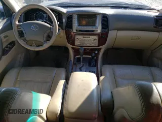 2004 Toyota Land Cruiser with VIN JTEHT05J842051084, listed as a Copart auction lot 42948575 with 251,505 mi miles and Clean Title. Bid and sale history available at carsss.com. Image 8.
