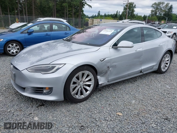2017 Tesla Model S 60 z VIN 5YJSA1E11HF217633, wystawiony jako IAAI lot #42586913 z przebiegiem 152 987 mil mil oraz . Historia ofert i sprzedaży dostępna na DreamBid. Obrazek 21.