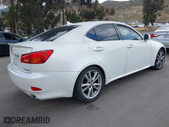 2007 Lexus IS with VIN JTHBK262072030183, listed as a IAAI auction lot 42136154 with 161,916 mi miles. Bid and sale history available at carsss.com. Image 4.