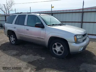 2004 Chevrolet TrailBlazer LT with VIN 1GNDS13S742421875, listed as a IAAI auction lot 41790889 with 167,224 mi miles. Bid and sale history available at carsss.com. Image 1.