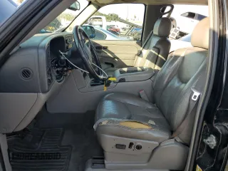 2006 Chevrolet Avalanche Z71 with VIN 3GNEK12Z26G243936, listed as a Copart auction lot 89302025 with 79,905 mi miles and Salvage Title. Bid and sale history available at carsss.com. Image 7.
