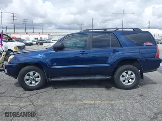 2005 Toyota 4Runner SR5 with VIN JTEZU14R658029145, listed as a IAAI auction lot 41899932 with 290,171 mi miles. Bid and sale history available at carsss.com. Image 14.