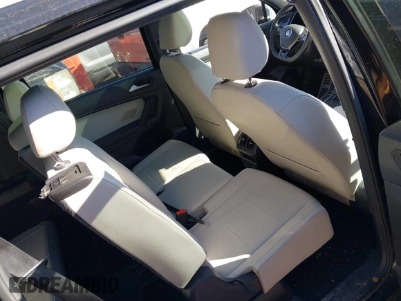 2019 Volkswagen Tiguan SE with VIN 3VV3B7AX2KM075179, listed as a IAAI auction lot 41728654 with 108,388 mi miles and . Bid and sale history available at DreamBid. Image 8.