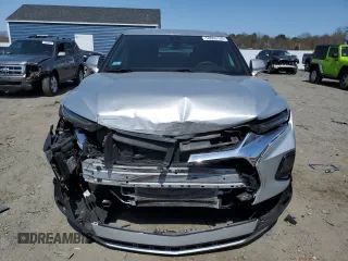 2021 Chevrolet Blazer LT z VIN 3GNKBHRS8MS584532, wystawiony jako Copart lot #53603135 z przebiegiem 66 364 mil mil oraz Szkoda całkowita • Salvage title. Historia ofert i sprzedaży dostępna na DreamBid. Obrazek 5.