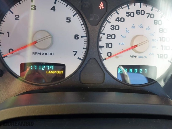 2005 Dodge Ram 1500 SLT with VIN 1D7HA18N45J500207, listed as a IAAI auction lot 41208681 with 171,279 mi miles. Bid and sale history available at carsss.com. Image 7.
