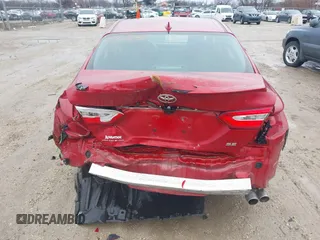 2020 Toyota Camry SE with VIN 4T1G11AK5LU400887, listed as a IAAI auction lot 41723723 with 93,443 mi miles. Bid and sale history available at carsss.com. Image 16.