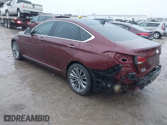 2015 Hyundai Genesis 3.8L with VIN KMHGN4JE5FU028777, listed as a IAAI auction lot 41222805 with 58,104 mi miles. Bid and sale history available at carsss.com. Image 3.