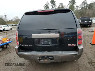 2014 GMC Yukon Denali z VIN 1GKS1EEF7ER222591, wystawiony jako Copart lot #42623745 z przebiegiem 211 992 mil mil oraz Szkoda całkowita • Salvage title. Historia ofert i sprzedaży dostępna na DreamBid. Obrazek 6.