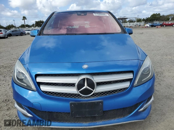 2015 Mercedes-Benz B with VIN WDDVP9AB1FJ004895, listed as a Copart auction lot 51688995 with Not Provided miles and Salvage Title. Bid and sale history available at carsss.com. Image 5.