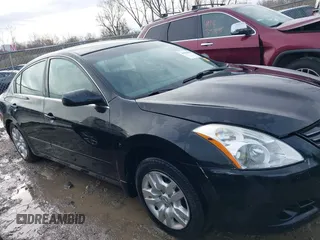 2012 Nissan Altima 2.5 S with VIN 1N4AL2AP1CC139873, listed as a IAAI auction lot 41944180 with 220,172 mi miles. Bid and sale history available at carsss.com. Image 13.