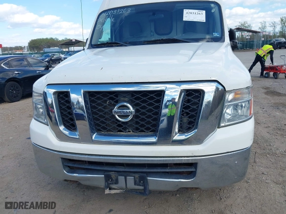 2012 Nissan NV SV with VIN 1N6AF0LY0CN105808, listed as a IAAI auction lot 42031263 with 399,400 mi miles. Bid and sale history available at carsss.com. Image 18.