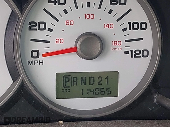 2005 Ford Escape XLT с VIN 1FMYU93175DA16398, выставлен на аукционе IAAI как лот 42544348 с пробегом 114 065 миль миль и . История ставок и продаж доступна на DreamBid. Изображение 16.