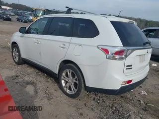 2014 Mitsubishi Outlander SE z VIN JA4AZ3A3XEZ012593, wystawiony jako IAAI lot #41750923 z przebiegiem 187 182 mil mil oraz . Historia ofert i sprzedaży dostępna na DreamBid. Obrazek 3.