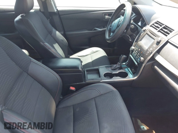 2015 Toyota Camry XLE with VIN 4T1BF1FK7FU020846, listed as a IAAI auction lot 42017645 with 187,129 mi miles. Bid and sale history available at carsss.com. Image 5.