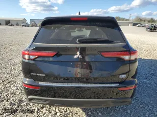 2024 Mitsubishi Outlander ES with VIN JA4J4UA85RZ079088, listed as a Copart auction lot 80286794 with 6,098 mi miles and Salvage Title. Bid and sale history available at carsss.com. Image 6.