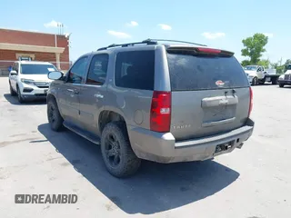 2008 Chevrolet Tahoe 1LT with VIN 1GNFC13008R259055, listed as a IAAI auction lot 42515431 with 277,877 mi miles and . Bid and sale history available at DreamBid. Image 3.