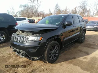2020 Jeep Grand Cherokee Altitude with VIN 1C4RJFAGXLC188550, listed as a IAAI auction lot 41822348 with 115,867 mi miles. Bid and sale history available at carsss.com. Image 17.