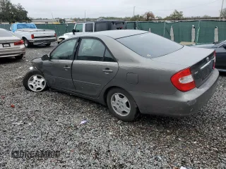 2003 Toyota Camry LE z VIN 4T1BF32K43U546140, wystawiony jako Copart lot #54493785 z przebiegiem 165 264 mil mil oraz Nie do naprawy • Non repairable. Historia ofert i sprzedaży dostępna na DreamBid. Obrazek 2.