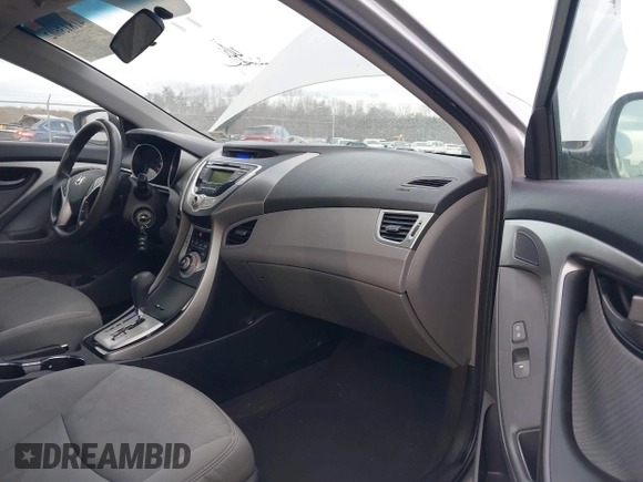 2011 Hyundai Elantra GLS with VIN 5NPDH4AE6BH038415, listed as a IAAI auction lot 41813602 with 186,039 mi miles. Bid and sale history available at carsss.com. Image 5.