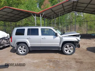2013 Jeep Patriot Sport с VIN 1C4NJRBB8DD279704, выставлен на аукционе IAAI как лот 42101899 с пробегом 130 439 миль миль и . История ставок и продаж доступна на DreamBid. Изображение 13.