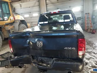 2014 Ram 1500 Express z VIN 1C6RR7KT7ES178021, wystawiony jako IAAI lot #41866157 z przebiegiem 74 301 mil mil oraz . Historia ofert i sprzedaży dostępna na DreamBid. Obrazek 16.