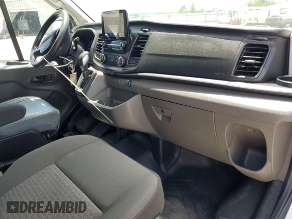 2020 Ford Transit Cargo with VIN 1FTBW3X84LKA88502, listed as a Copart auction lot 58416535 with 132,693 mi miles and Clean title. Bid and sale history available at DreamBid. Image 8.
