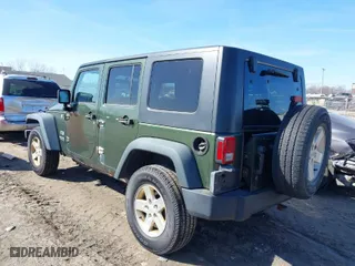 2008 Jeep Wrangler Unlimited X with VIN 1J4GA39188L569756, listed as a IAAI auction lot 41788590 with 370,871 mi miles. Bid and sale history available at carsss.com. Image 3.