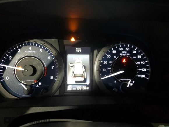 2017 Toyota Sienna XLE с VIN 5TDDZ3DC3HS178281, выставлен на аукционе Copart как лот 56352905 с пробегом 109 156 миль миль и Списание • Salvage title. История ставок и продаж доступна на DreamBid. Изображение 9.