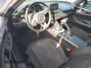 2017 Mazda MX-5 Miata Club with VIN JM1NDAL78H0109701, listed as a Copart auction lot 61522595 with 100,825 mi miles and Salvage title. Bid and sale history available at DreamBid. Image 8.