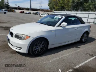 2010 BMW 1 Series 128i с VIN WBAUN1C51AVH81857, выставлен на аукционе Copart как лот 76075704 с пробегом 119 511 миль миль и Списание • Salvage title. История ставок и продаж доступна на DreamBid. Изображение 1.