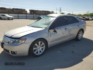 2008 Lincoln MKZ z VIN 3LNHM26TX8R631558, wystawiony jako Copart lot #56245115 z przebiegiem 89 480 mil mil oraz Szkoda całkowita • Salvage title. Historia ofert i sprzedaży dostępna na DreamBid. Obrazek 1.