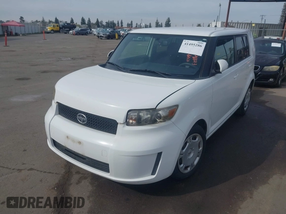 2008 Scion xB z VIN JTLKE50E581034657, wystawiony jako IAAI lot #41495286 z przebiegiem 116 441 mil mil oraz . Historia ofert i sprzedaży dostępna na DreamBid. Obrazek 2.