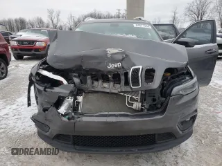 2019 Jeep Cherokee Latitude Plus with VIN 1C4PJMLX9KD347043, listed as a Copart auction lot 84671434 with 69,075 mi miles and Salvage Title. Bid and sale history available at carsss.com. Image 5.