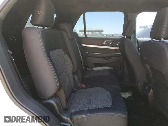 2019 Ford Explorer XLT z VIN 1FM5K8D88KGA42873, wystawiony jako Copart lot #64584935 z przebiegiem 143 439 mil mil oraz Szkoda całkowita • Salvage title. Historia ofert i sprzedaży dostępna na DreamBid. Obrazek 11.