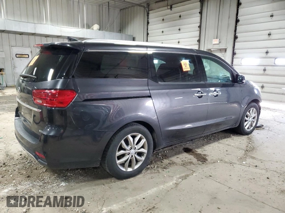 2020 Kia Sedona EX with VIN KNDMC5C16L6607032, listed as a Copart auction lot 49848185 with 131,998 mi miles and Salvage Title. Bid and sale history available at carsss.com. Image 3.